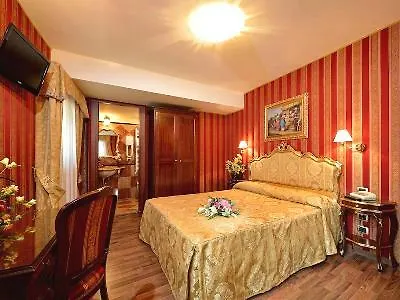 Hotel Antico Panada Venezia 3*,  Italia